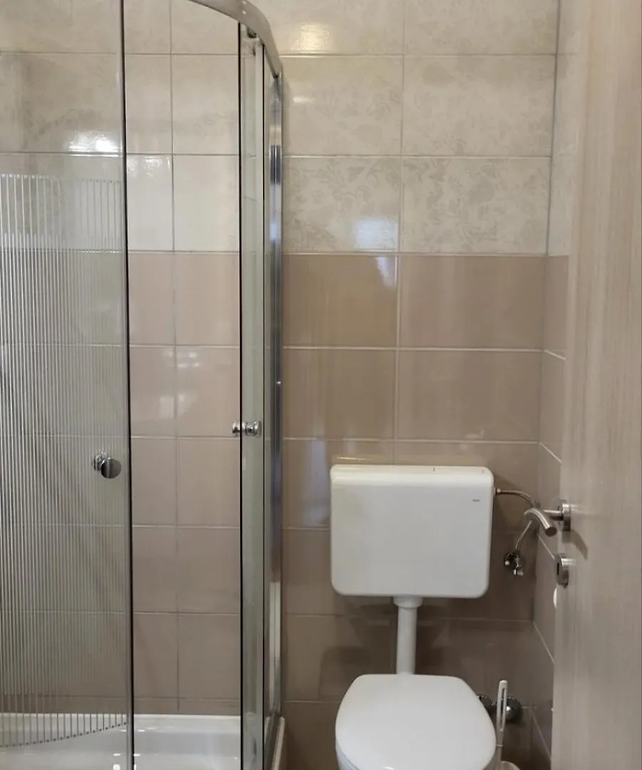 Padova 2 Apartment Banjol 0*,  Croatia