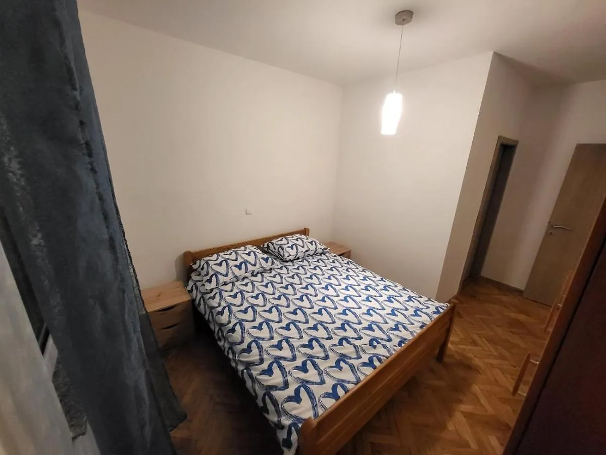 Padova 2 Apartment Banjol