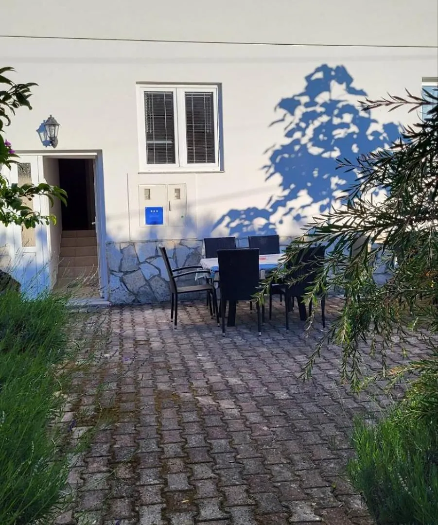 Padova 2 Apartment Banjol