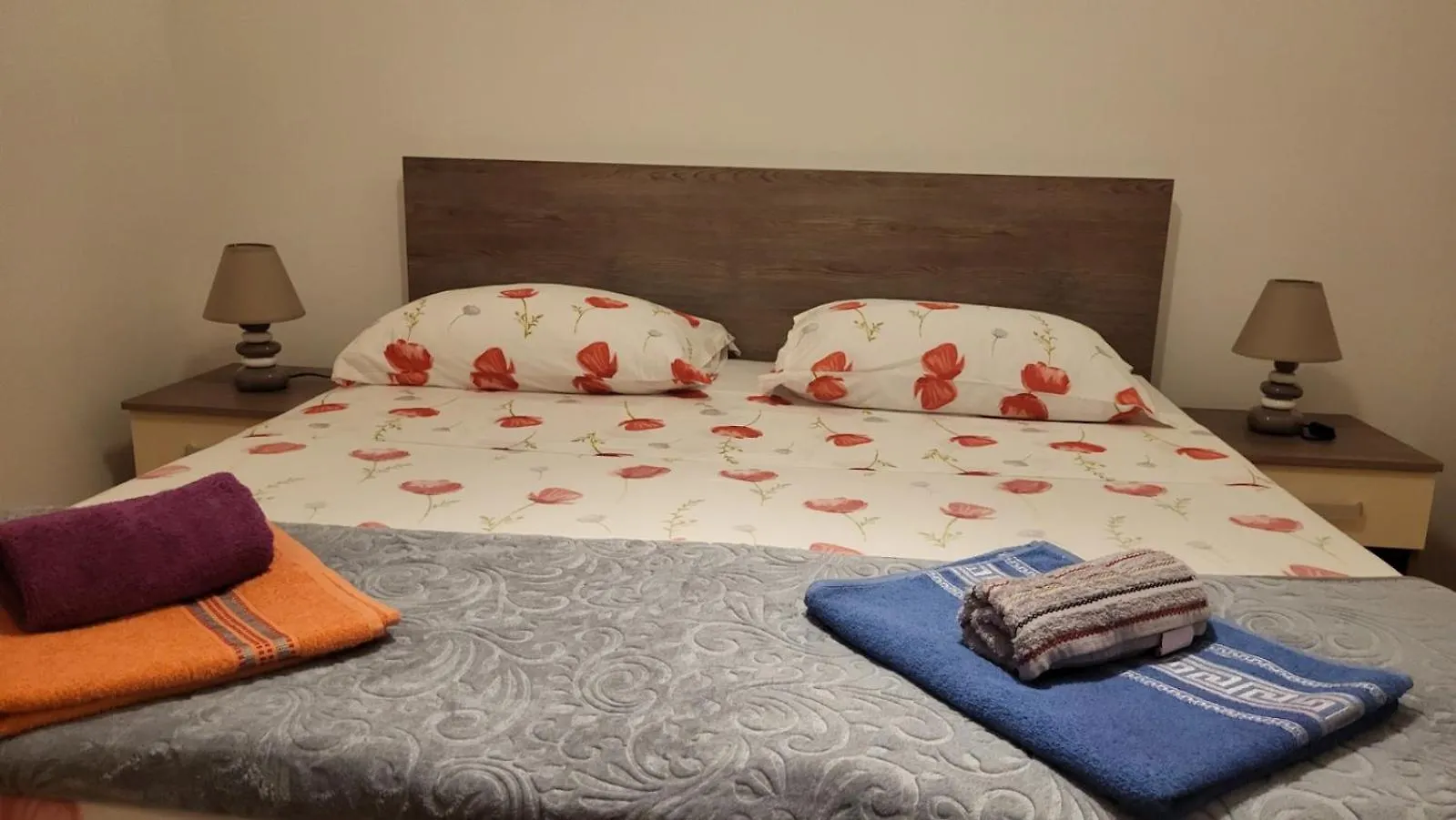 Padova 2 Apartment Banjol Croatia
